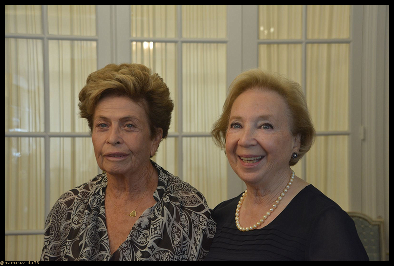 2022-09-28-(12h08m02s)-dsc_0202-mama-razzi-encadree.jpg