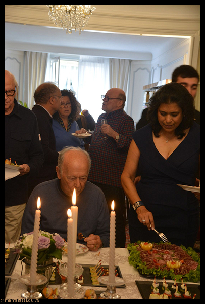 2022-09-28-(12h35m08s)-dsc_0269-mama-razzi-encadree.jpg