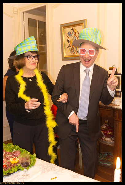 2022-09-28-(13h04m04s)-dsc_0317-mama-razzi-encadree.jpg
