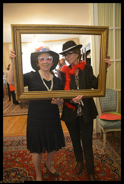 2022-09-28-(13h12m42s)-dsc_0366-mama-razzi-encadree.jpg