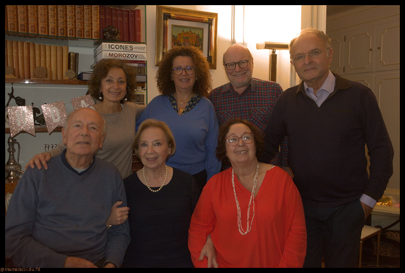 2022-09-28-(13h49m46s)-dsc_0498-mama-razzi-encadree.jpg