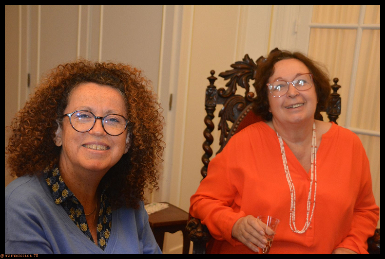 2022-09-28-(14h13m40s)-dsc_0573-mama-razzi-encadree.jpg