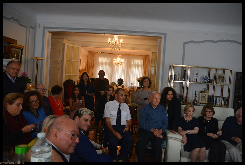 2022-09-28-(14h51m52s)-dsc_0654-mama-razzi-encadree.jpg
