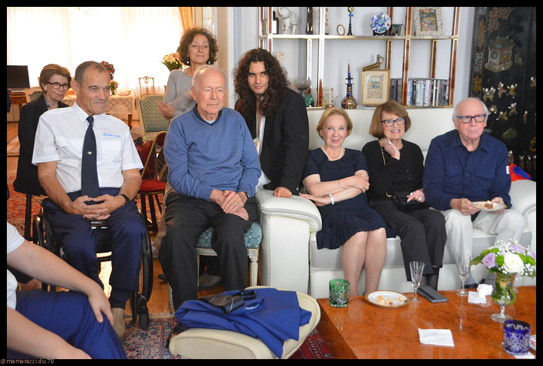 2022-09-28-(14h57m00s)-dsc_0666-mama-razzi-encadree.jpg
