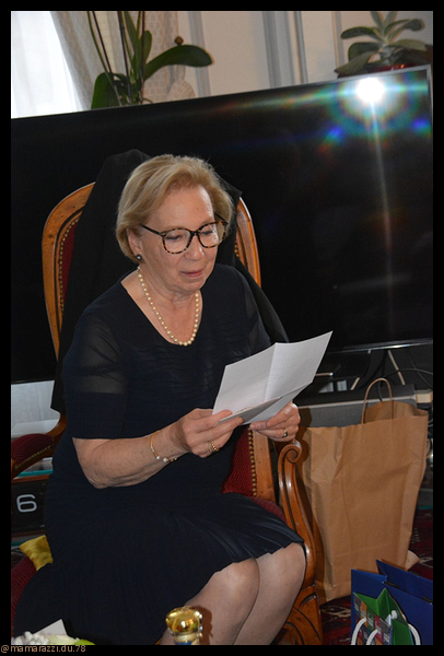 2022-09-28-(15h29m00s)-dsc_0731-mama-razzi-encadree.jpg