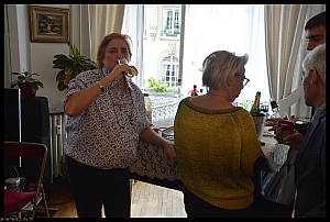 2022-09-28-(12h03m02s)-dsc_0180-mama-razzi-encadree.jpg 2022-09-28-(12h03m02s)-dsc_0180-mama-razzi-encadree.jpg