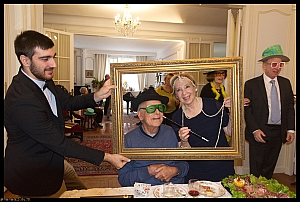 2022-09-28-(13h03m54s)-dsc_0313-mama-razzi-encadree.jpg 2022-09-28-(13h03m54s)-dsc_0313-mama-razzi-encadree.jpg