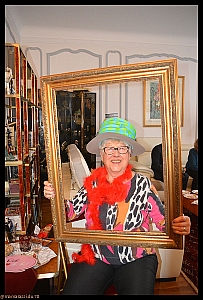 2022-09-28-(13h07m00s)-dsc_0334-mama-razzi-encadree.jpg 2022-09-28-(13h07m00s)-dsc_0334-mama-razzi-encadree.jpg