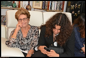 2022-09-28-(14h04m06s)-dsc_0548-mama-razzi-encadree.jpg 2022-09-28-(14h04m06s)-dsc_0548-mama-razzi-encadree.jpg