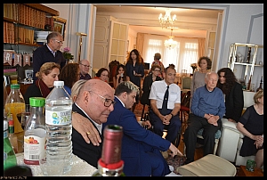 2022-09-28-(14h51m38s)-dsc_0653-mama-razzi-encadree.jpg 2022-09-28-(14h51m38s)-dsc_0653-mama-razzi-encadree.jpg