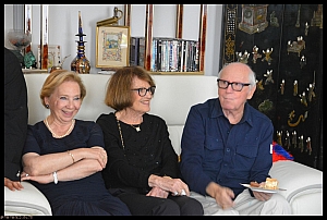 2022-09-28-(14h53m00s)-dsc_0658-mama-razzi-encadree.jpg 2022-09-28-(14h53m00s)-dsc_0658-mama-razzi-encadree.jpg