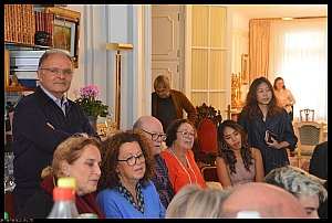 2022-09-28-(14h53m20s)-dsc_0659-mama-razzi-encadree.jpg 2022-09-28-(14h53m20s)-dsc_0659-mama-razzi-encadree.jpg