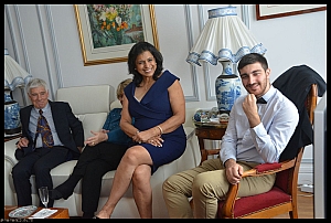 2022-09-28-(14h59m40s)-dsc_0673-mama-razzi-encadree.jpg 2022-09-28-(14h59m40s)-dsc_0673-mama-razzi-encadree.jpg
