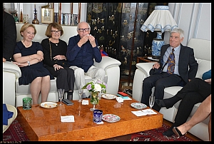 2022-09-28-(14h59m44s)-dsc_0674-mama-razzi-encadree.jpg 2022-09-28-(14h59m44s)-dsc_0674-mama-razzi-encadree.jpg