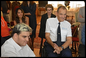 2022-09-28-(15h02m10s)-dsc_0681-mama-razzi-encadree.jpg 2022-09-28-(15h02m10s)-dsc_0681-mama-razzi-encadree.jpg